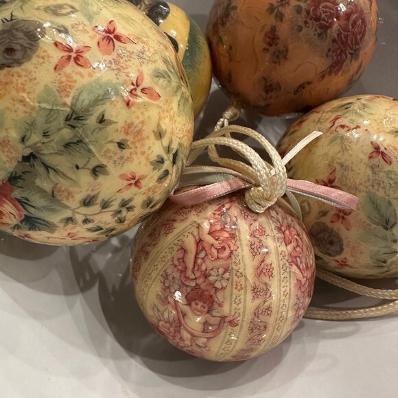 5 Paper Decoupage Christmas Ornaments Floral/Goose - Picture 4 of 9